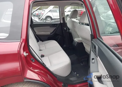 2017 Subaru Forester 2.5I z USA, uszkodzony, nr VIN JF2SJABC3HH541433